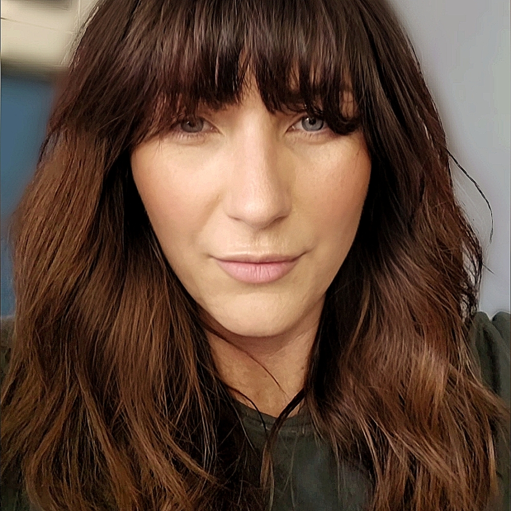 Meet your Posher, Carolyn